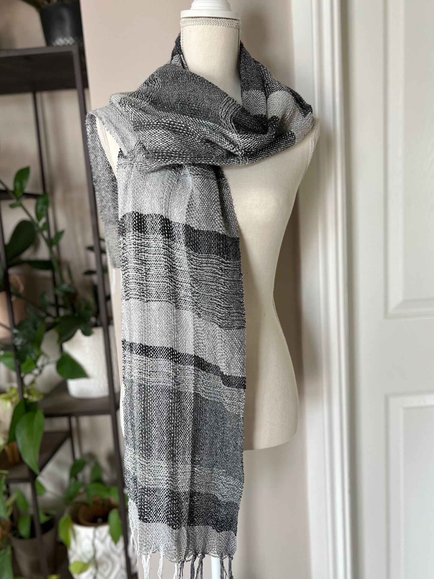 Silk Noil Margins Scarf