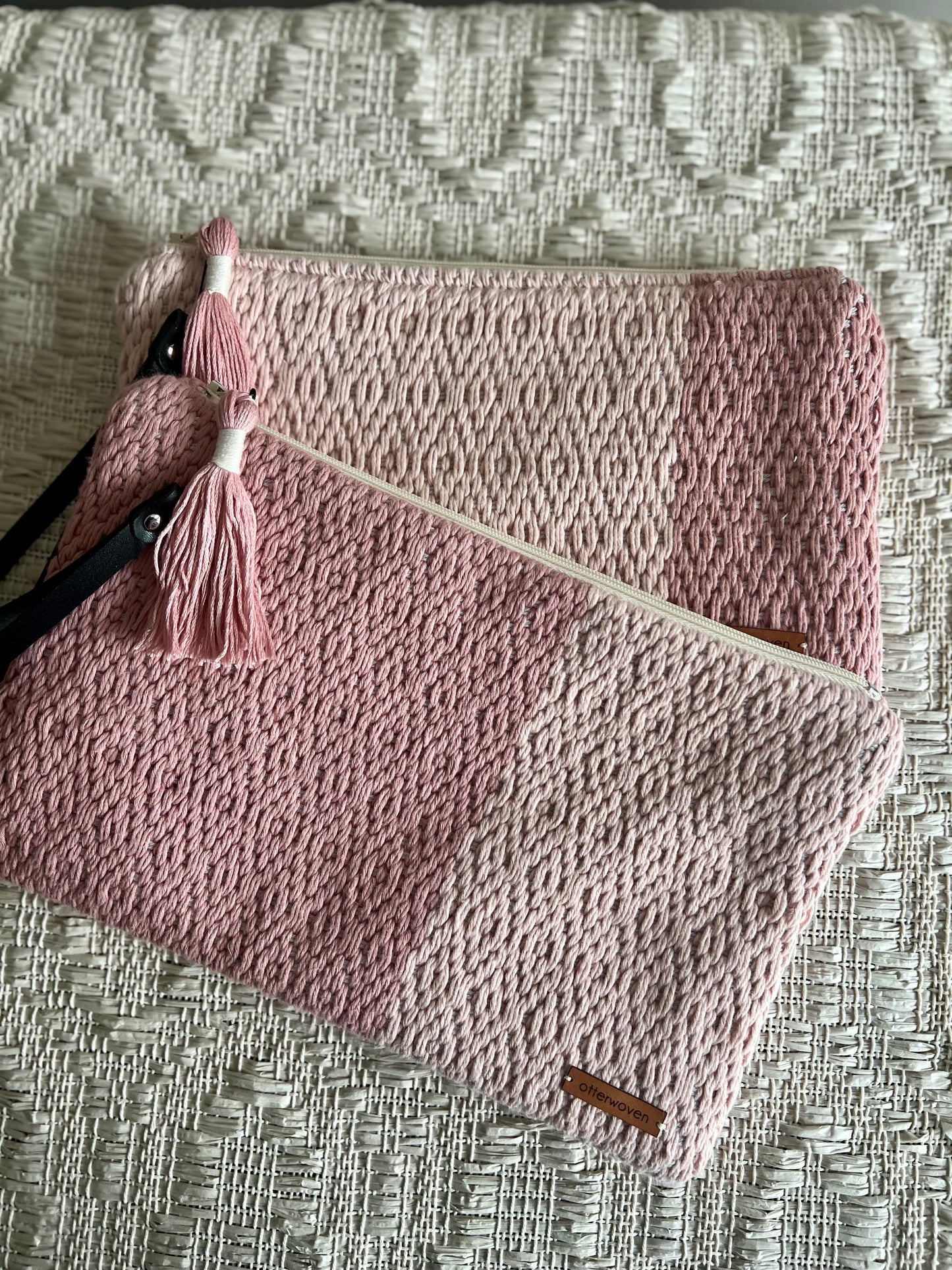 Rosequartz Clutch
