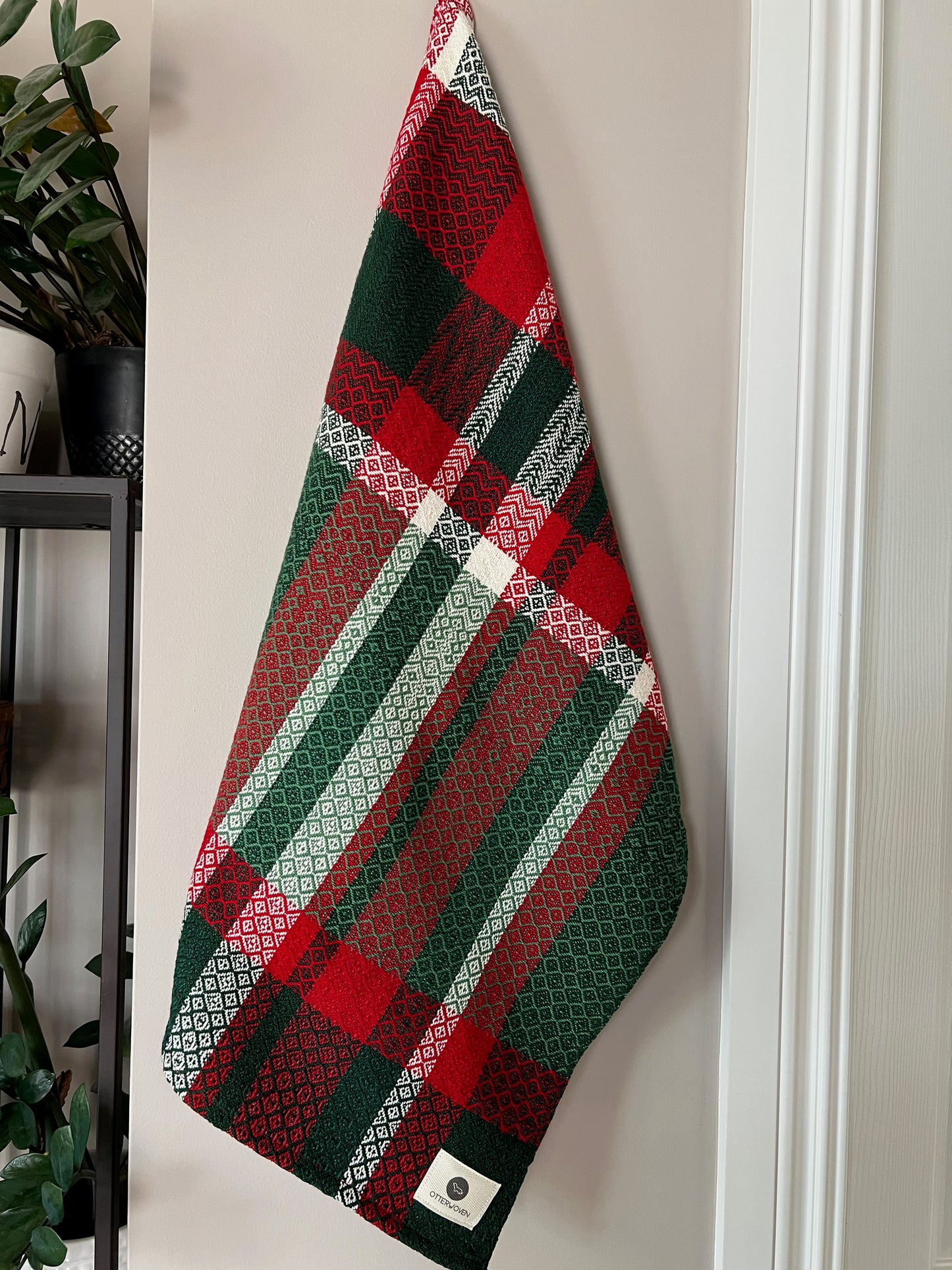 Holiday Diamond Twill Towels