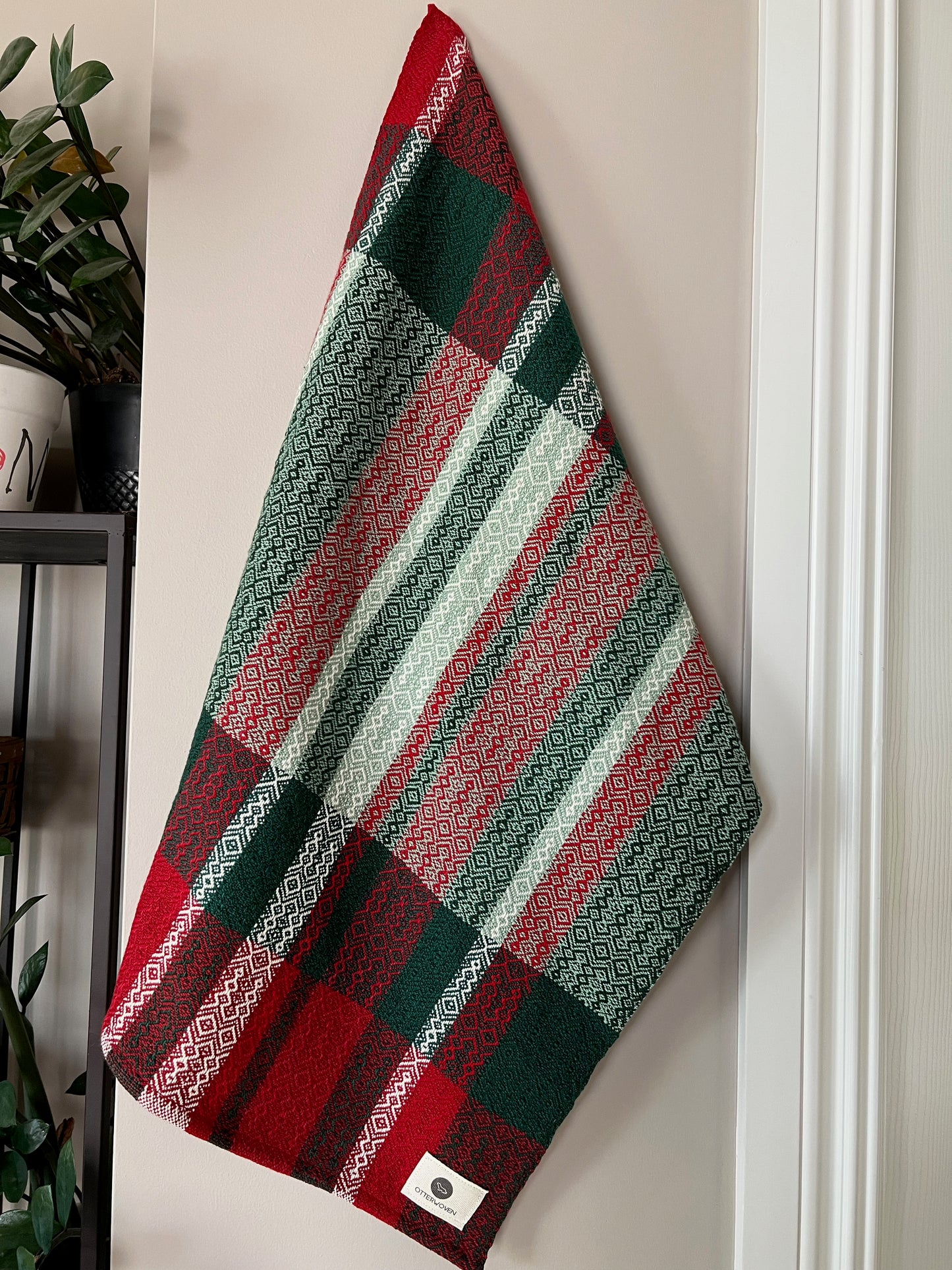 Holiday Diamond Twill Towels